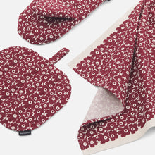 Naložite sliko v pregledovalnik galerije, Prijemalka za posodo Pikkuinen Unikko vinsko rdeča Marimekko