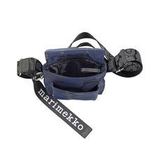 Naložite sliko v pregledovalnik galerije, Torbica Mini Messenger Unikko modra Marimekko