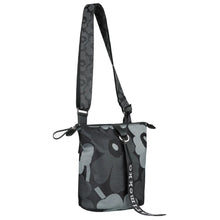 Naložite sliko v pregledovalnik galerije, Torbica Carry All Unikko črna, siva Marimekko
