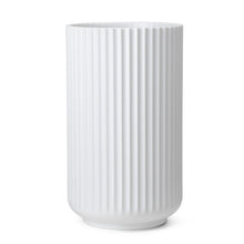 Naložite sliko v pregledovalnik galerije, Vaza Lyngby 25 cm porcelan bela Lyngby Porcelaen