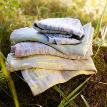 Naložite sliko v pregledovalnik galerije, Lanena kuhinjska krpa / prtiček OSMANKÄÄMI modra Lapuan Kankurit