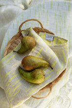 Naložite sliko v pregledovalnik galerije, Lanena kuhinjska krpa / prtiček OSMANKÄÄMI rumena Lapuan Kankurit