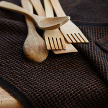 Naložite sliko v pregledovalnik galerije, Brisača za roke / kuhinjska krpa MAIJA 48 x 70 cm črna, rjava Lapuan Kankurit