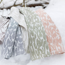 Naložite sliko v pregledovalnik galerije, Lanena kopalna brisača 95x180cm JÄKÄLÄ cimet Lapuan Kankurit