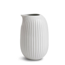 Naložite sliko v pregledovalnik galerije, Vrček Hammershøi 0,5l bel Kähler