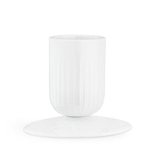 Naložite sliko v pregledovalnik galerije, Keramičen svečnik Hammershøi bel širok Kähler