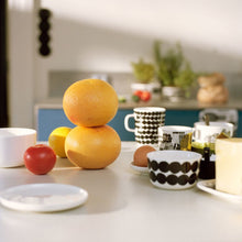 Naložite sliko v pregledovalnik galerije, Krožnik 20 cm Oiva bel Marimekko