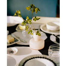 Naložite sliko v pregledovalnik galerije, Krožnik globok 20 cm Oiva - Siirtolapuutarha Marimekko