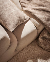 Naložite sliko v pregledovalnik galerije, Volnena prevleka za blazino Kuiskaus Marimekko