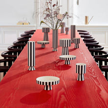 Naložite sliko v pregledovalnik galerije, Pladenj / stojalo za torto TOPPU črno-bel OYOY