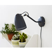 Naložite sliko v pregledovalnik galerije, Stenska luč Dynamo Superliving, več barv