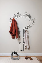Naložite sliko v pregledovalnik galerije, Kovinski stenski obešalnik TREE Maze Interior, več barv