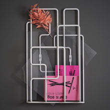 Naložite sliko v pregledovalnik galerije, Stensko stojalo za revije LITTLE SATURDAY Maze Interior, več barv