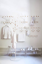 Naložite sliko v pregledovalnik galerije, Stojalo za čevlje Bill L Maze Interior, več barv