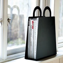 Naložite sliko v pregledovalnik galerije, Stojalo za revije MAGBAG Maze Interior, več barv