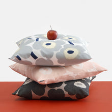 Naložite sliko v pregledovalnik galerije, Prevleka za blazino žakard Unikko 47 x 47 cm Marimekko

