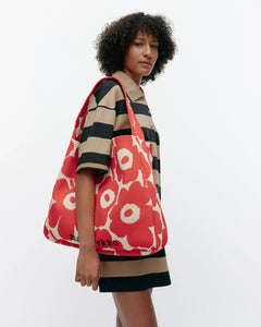 Torba iz recikliranega poliestra Knitted bag Large Unikko rdeča, beige Marimekko