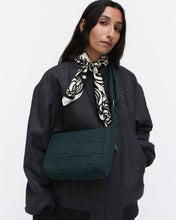 Naložite sliko v pregledovalnik galerije, Torba Joy Crossbody S Logo zelena Marimekko
