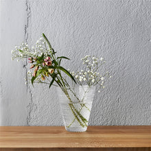 Naložite sliko v pregledovalnik galerije, Vaza Kastehelmi 154mm prosojna Iittala
