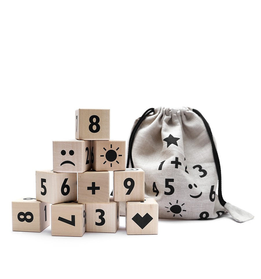 Lesene kocke MATEMATIKA črne ooh noo